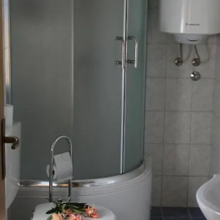Authentic Istrian For Unforgettable Feriehus *